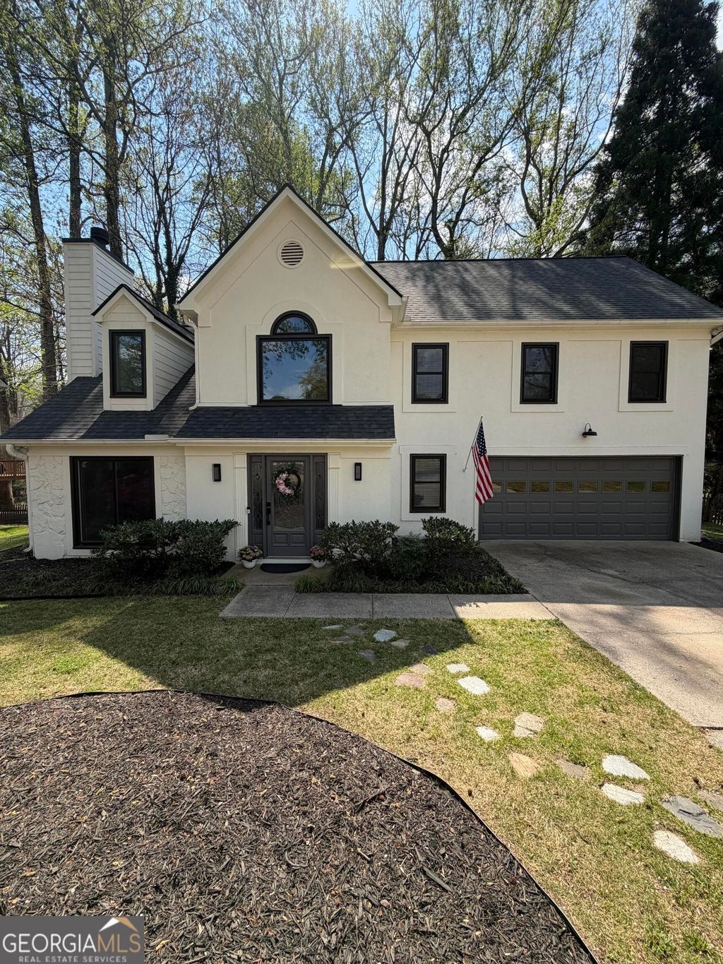 Photo of 2015 N Creek Circle, Alpharetta, GA 30009 (MLS # 10720269)