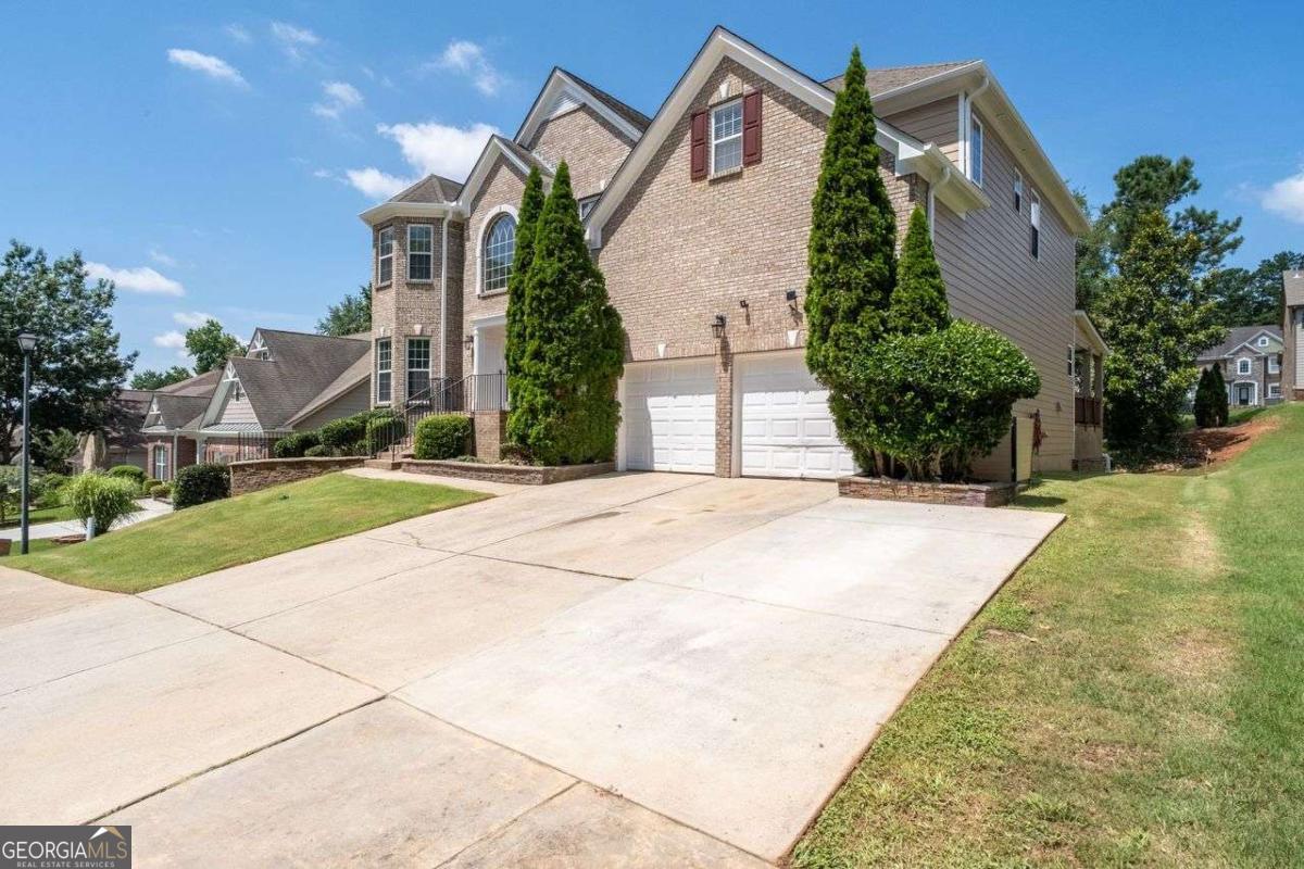 3717 Shady Maple DR