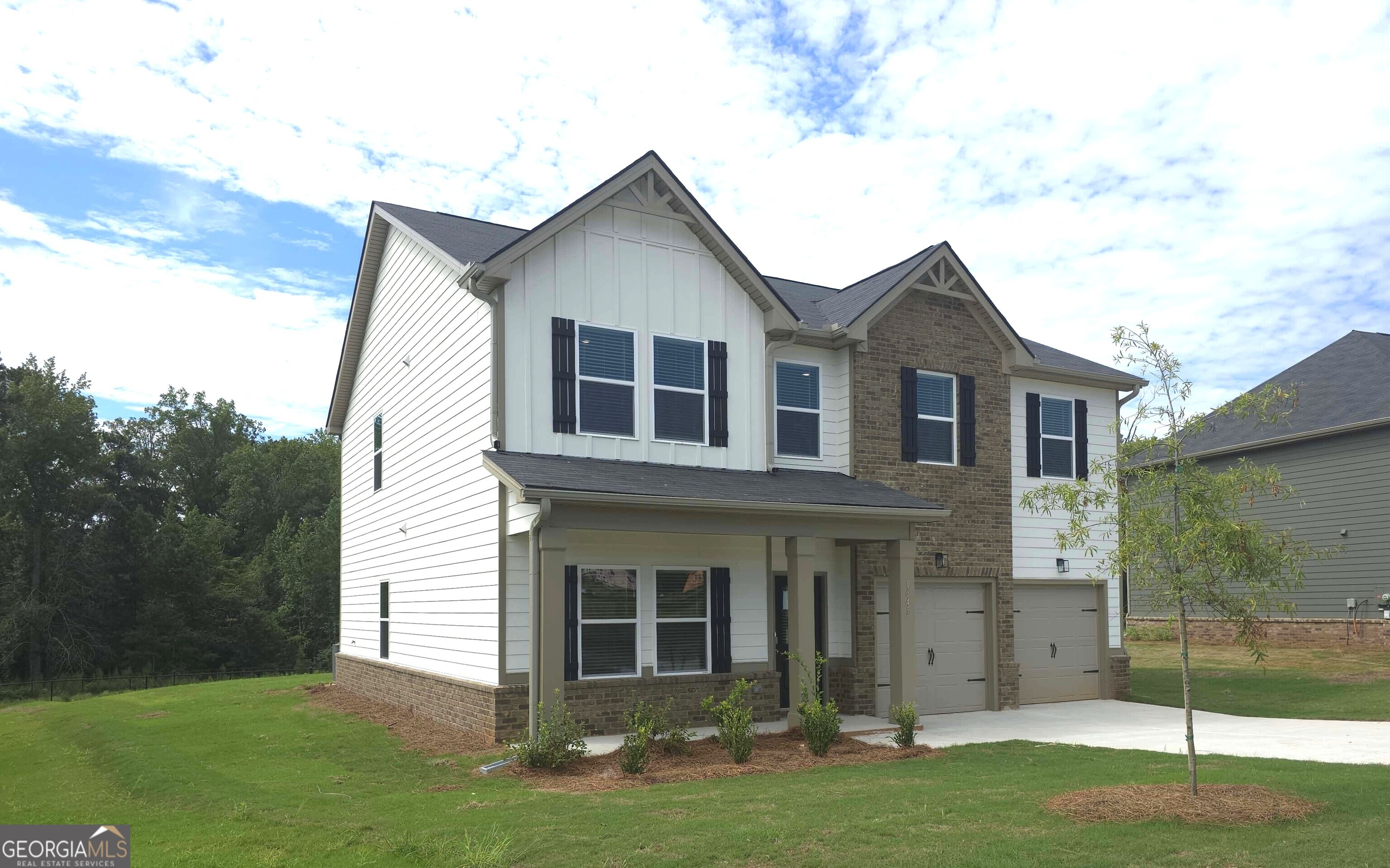 1645 Fuma Leaf WAY 256