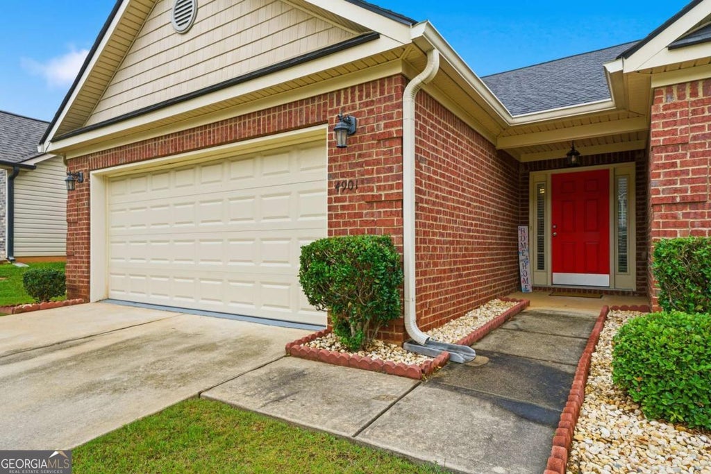 Photo of 4901 Summersun Drive, Morrow, GA 30260 (MLS # 10784339)