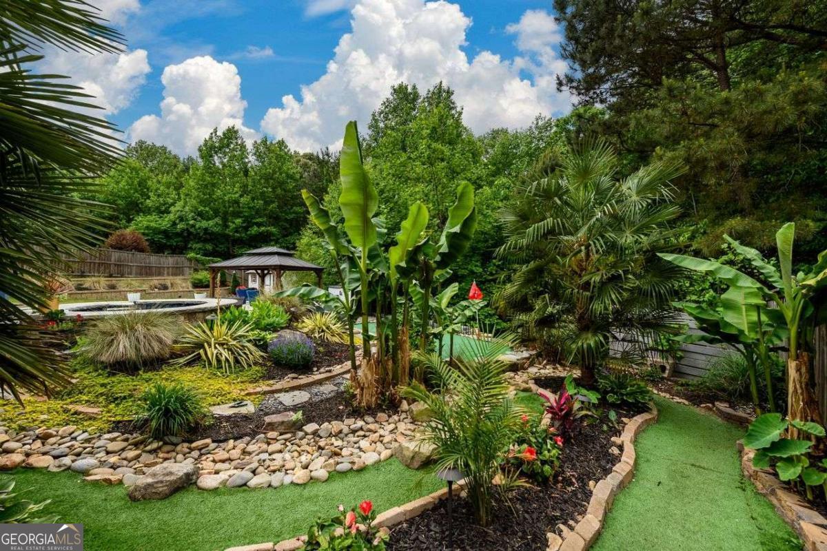 9547 Rushmore CIR