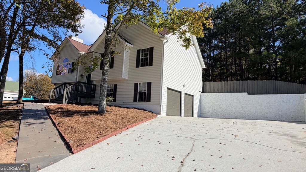 Photo of 216 Diamond Court, Carrollton, GA 30116 (MLS # 10882242)