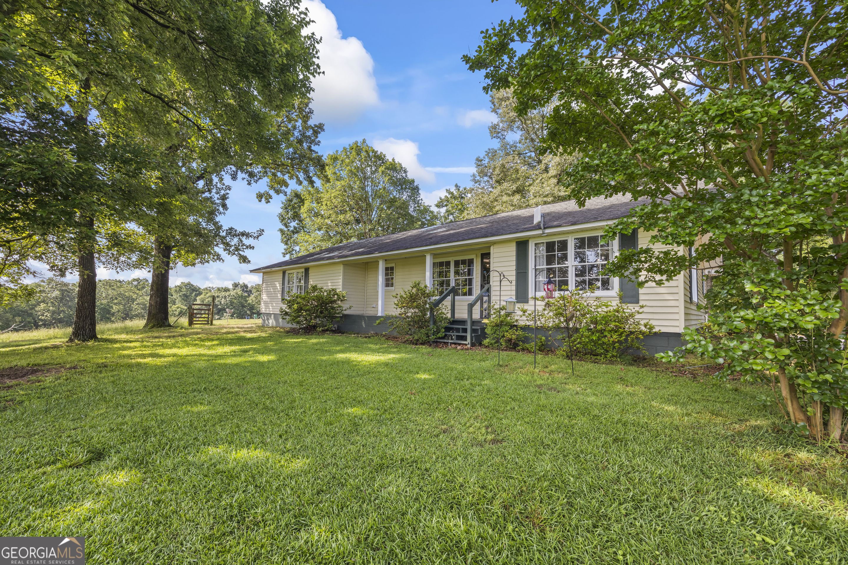 631 Sandy Cross RD