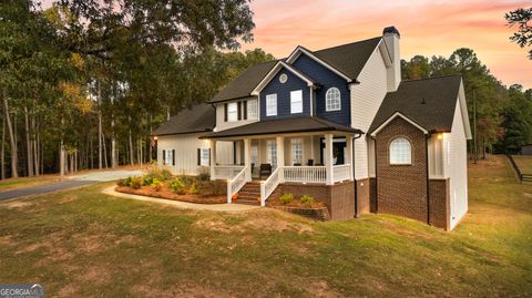 A home in Newnan