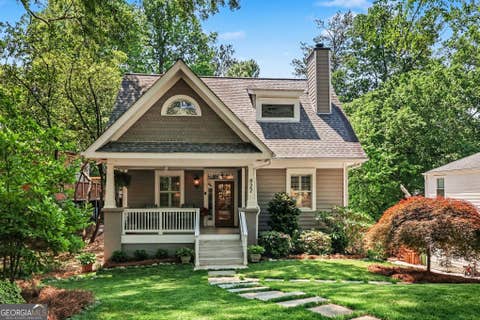 Photo of 827 Highland Terrace NE, Atlanta, GA 30306 (MLS # 10795755)