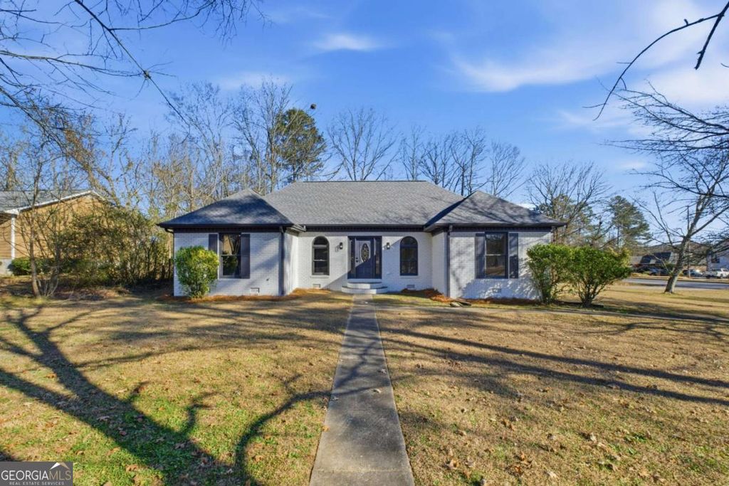 Photo of 98 Sunridge Drive NW, Rome, GA 30165 (MLS # 10663129)