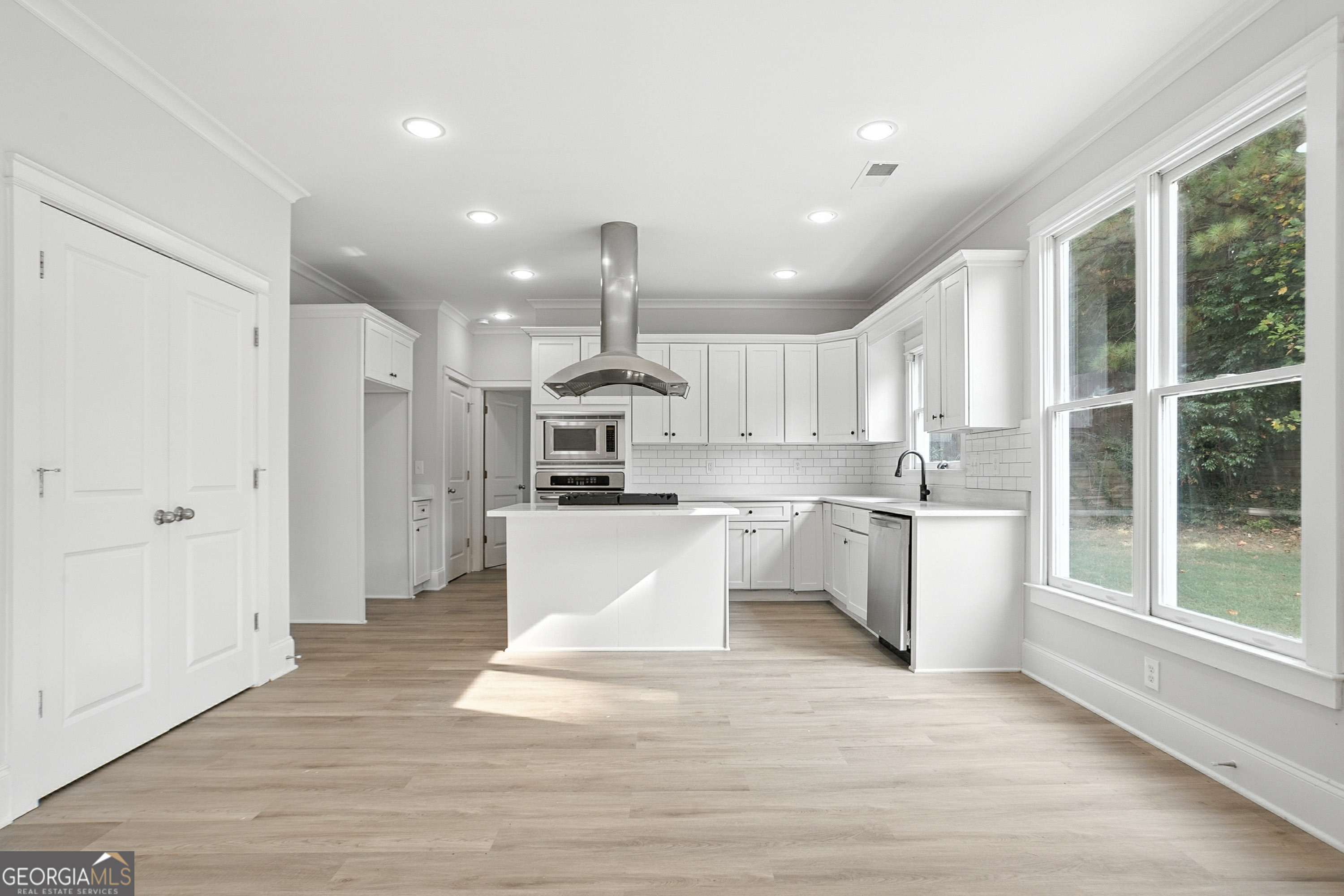20 Evergreen WAY