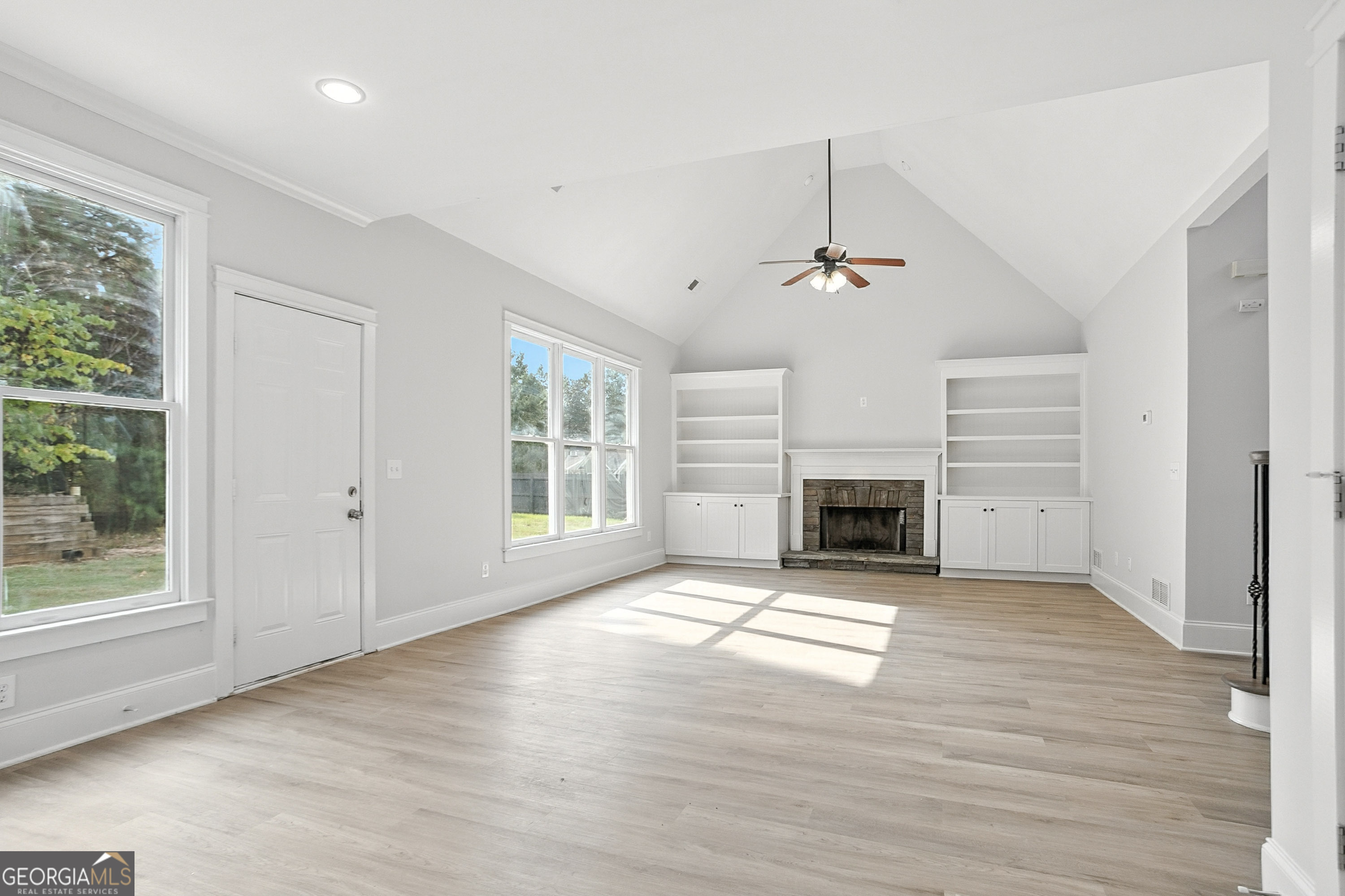 20 Evergreen WAY