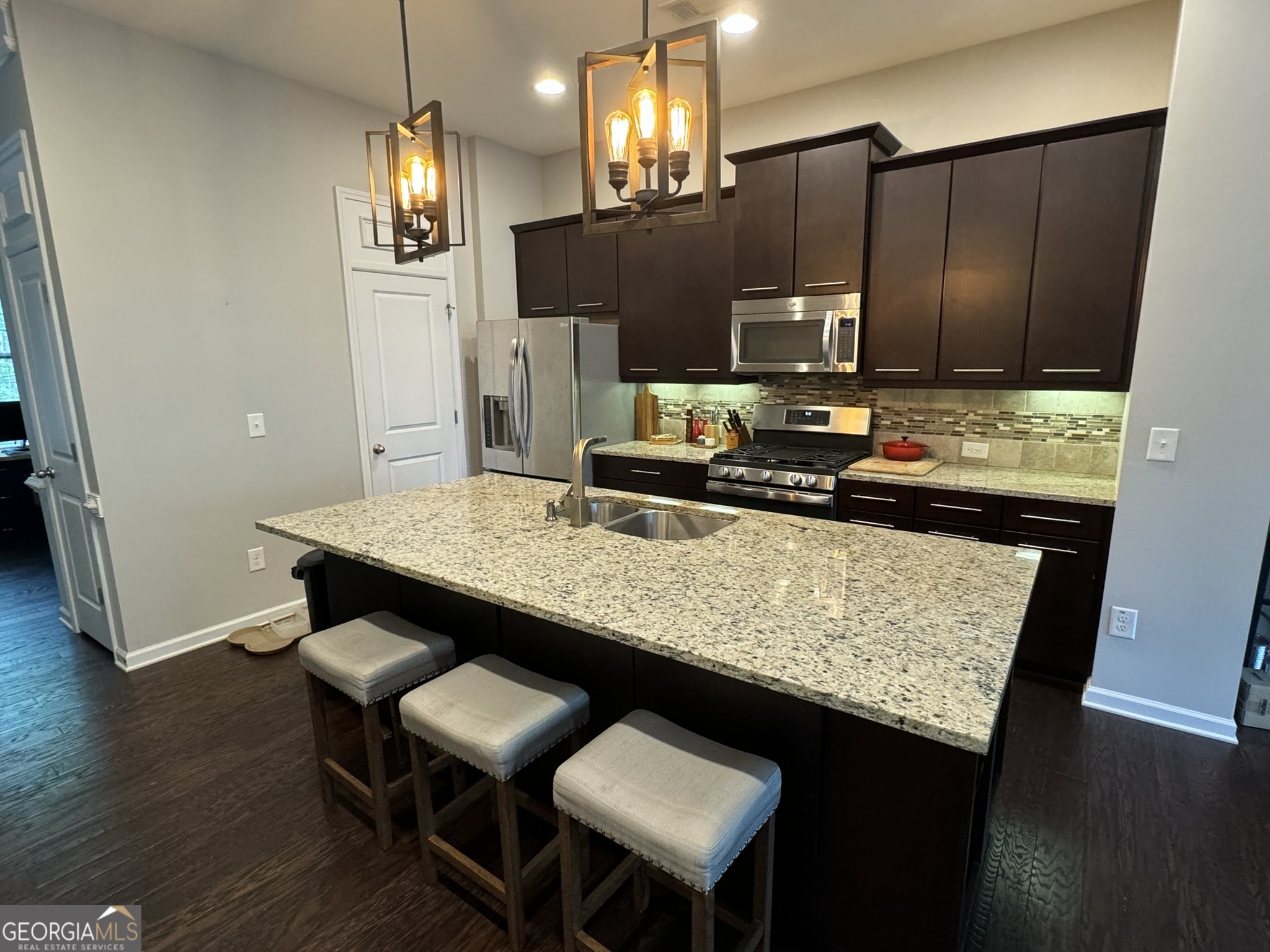 2665 Almshouse LN NE