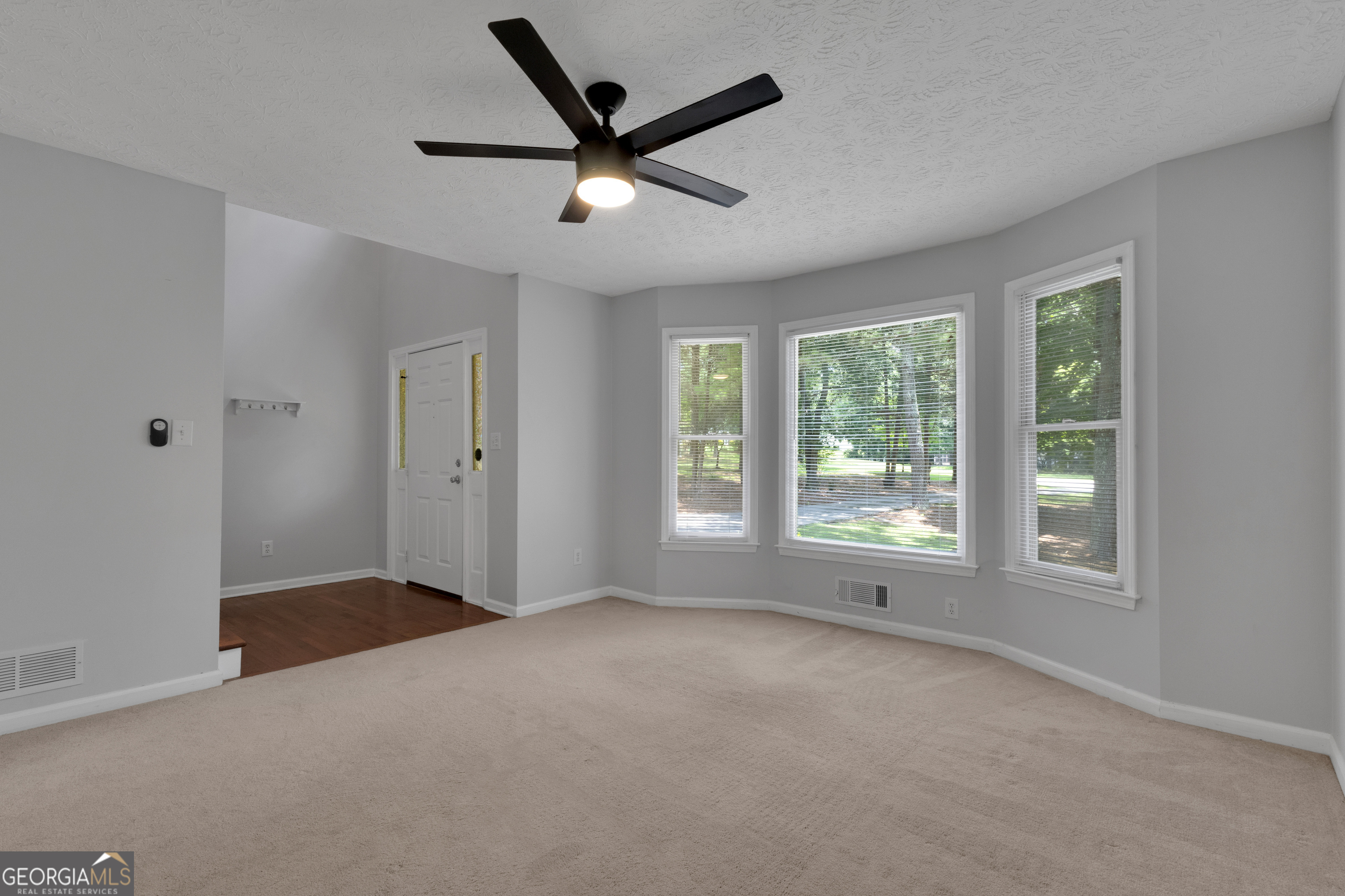 115 Rockhurst Chase