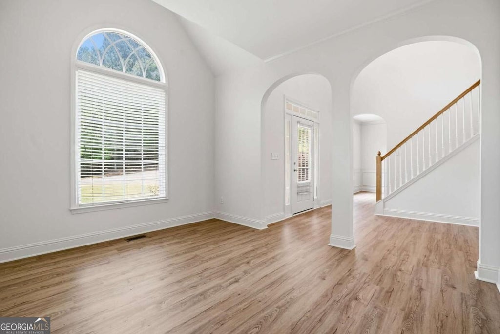 Photo of 4025 Eyrie Farms Lane, Cumming, GA 30041 (MLS # 10840035)