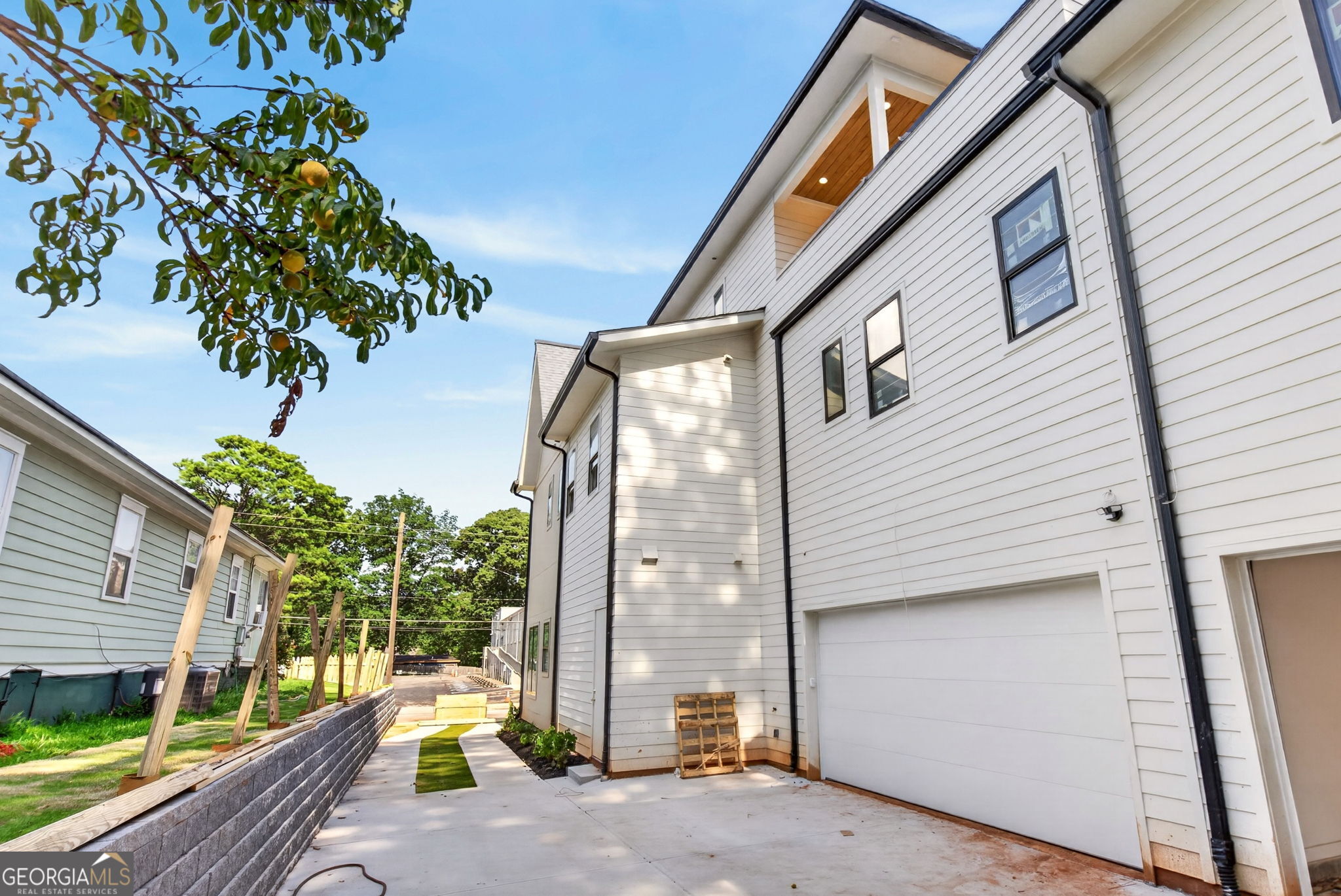 225 Stovall ST SE A