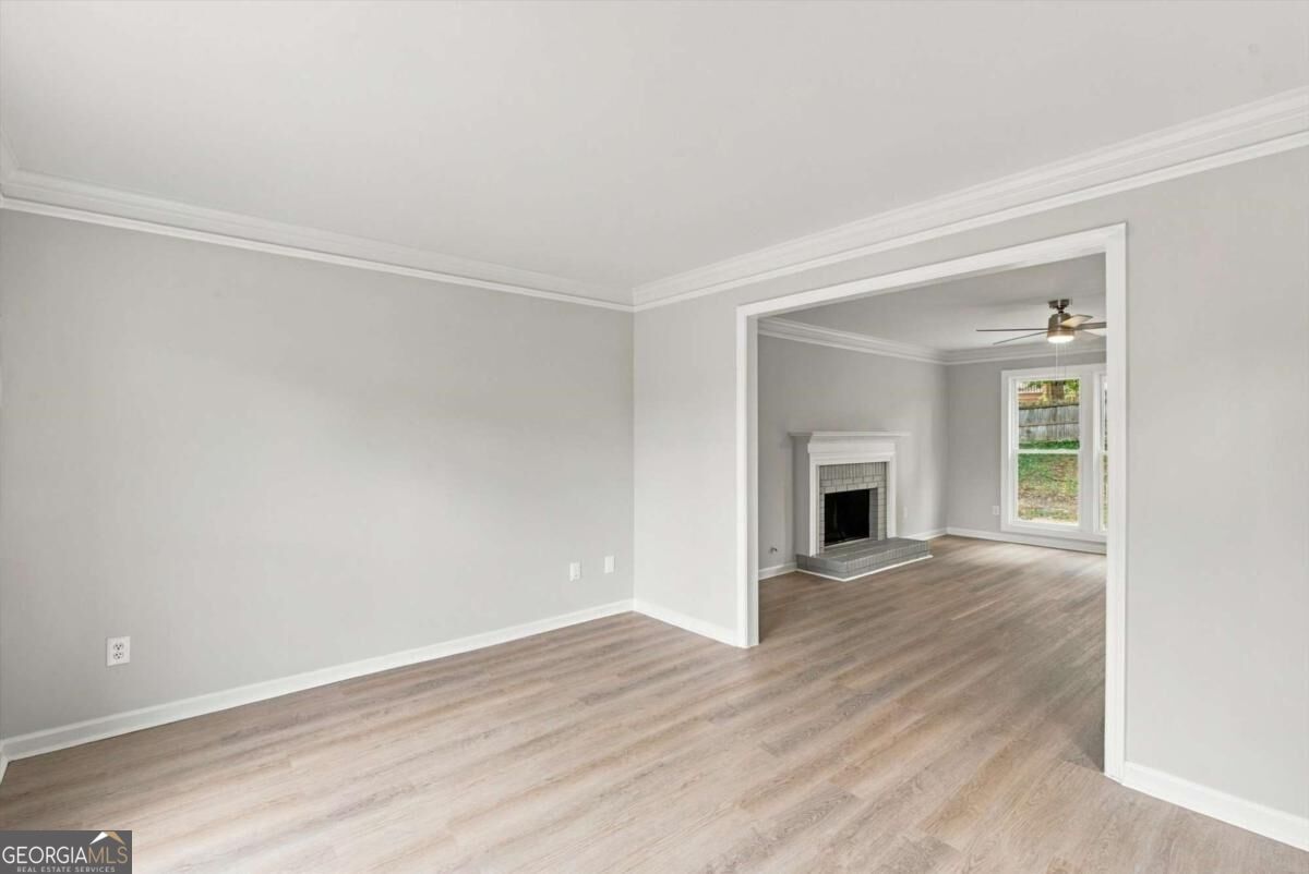 1287 Forest Glade TRCE