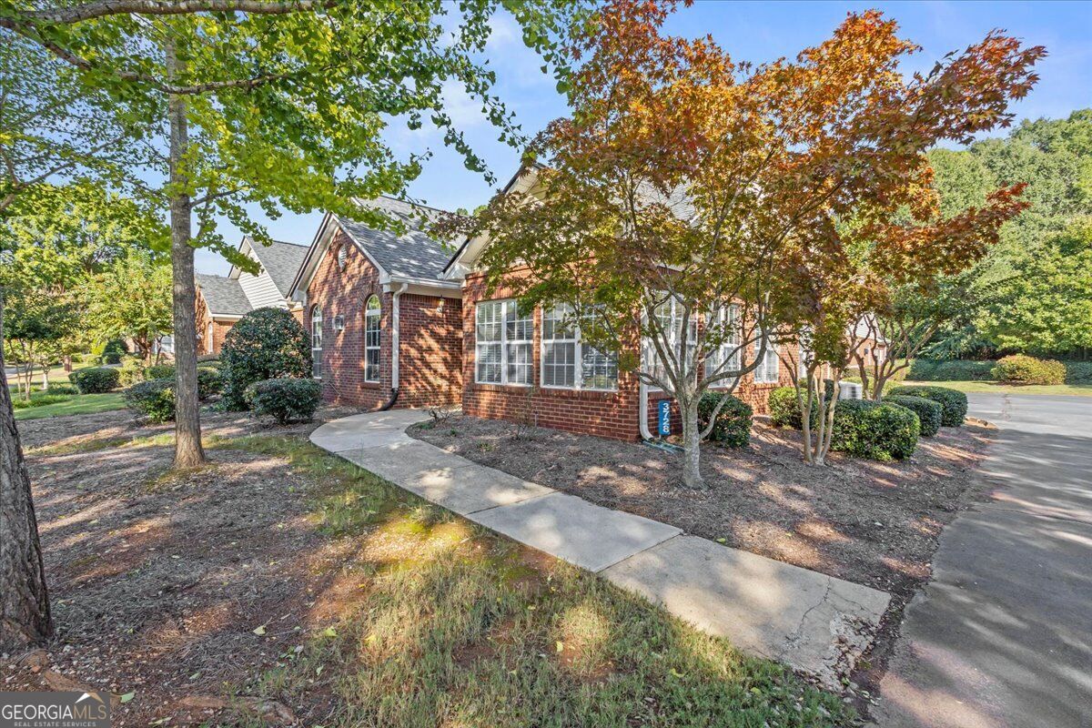 3728 Villa Springs CIR