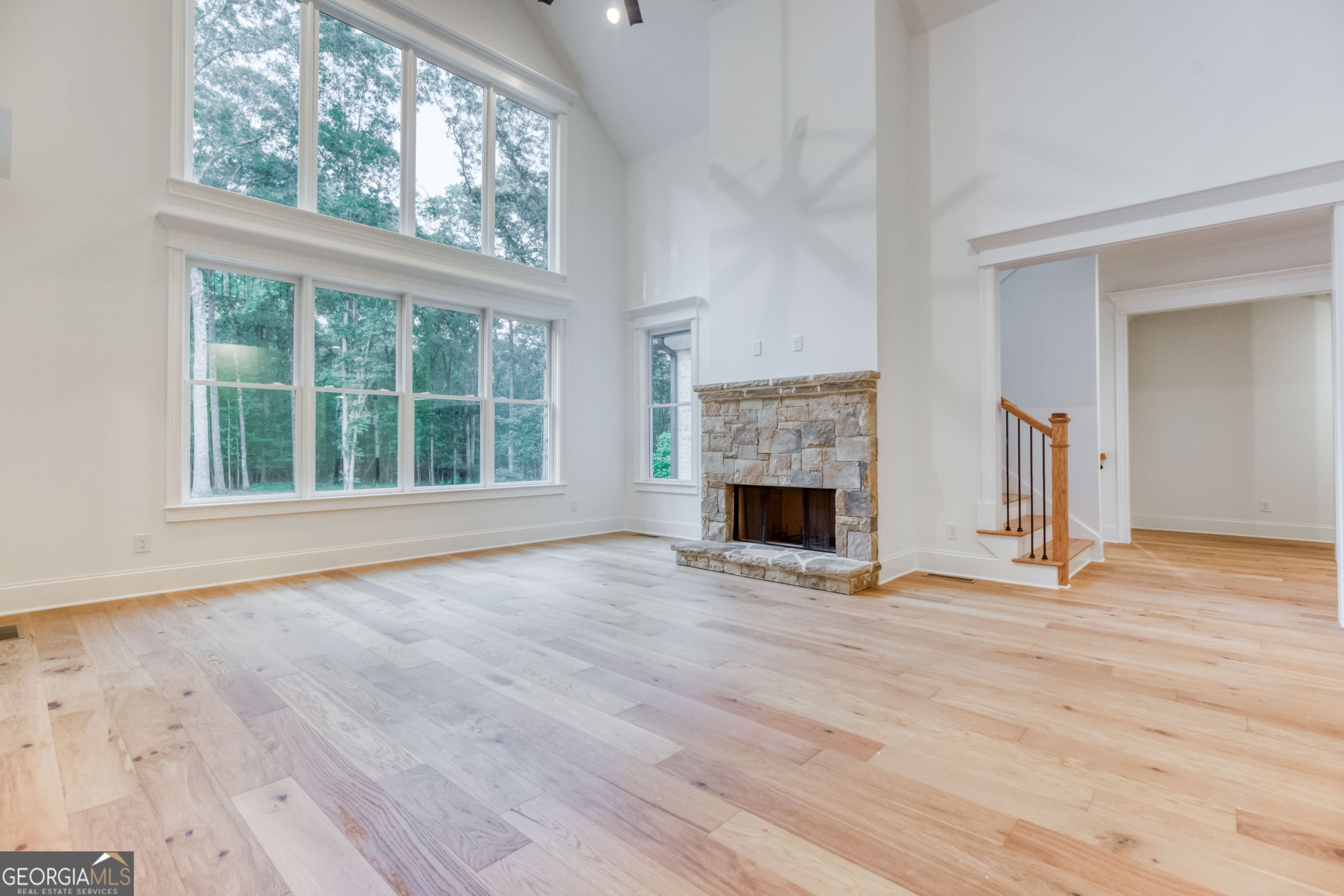 410 Iroquois CT