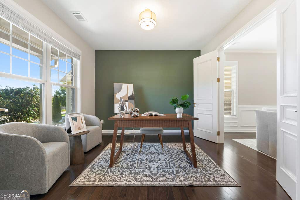 Photo of 2049 Lakeview Bend Way, Buford, GA 30519 (MLS # 10833749)