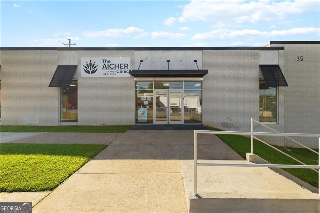 35 W Church ST