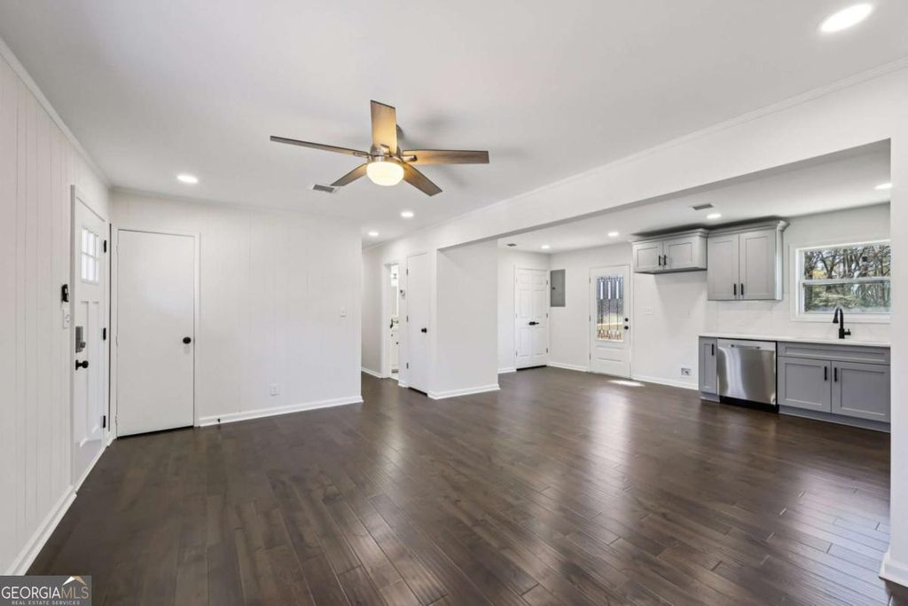 Photo of 3848 Cherokee Trail, Suwanee, GA 30024 (MLS # 10713023)