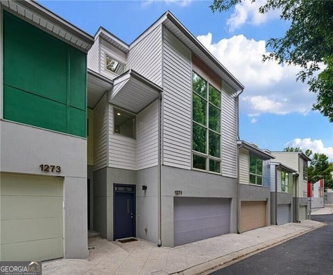 Photo of 1271 Eames Green NW, Atlanta, GA 30318 (MLS # 10853615)