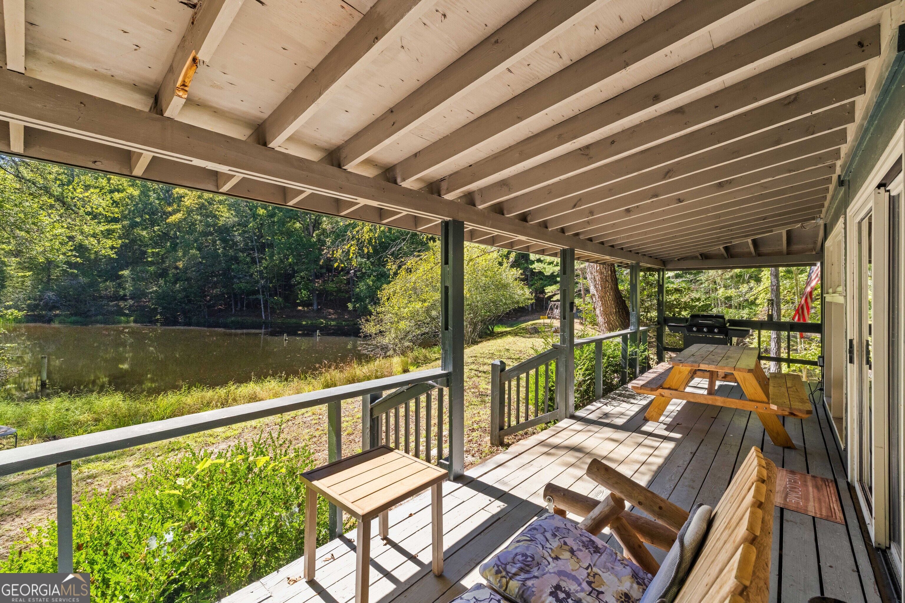 427 Cross Creek RD
