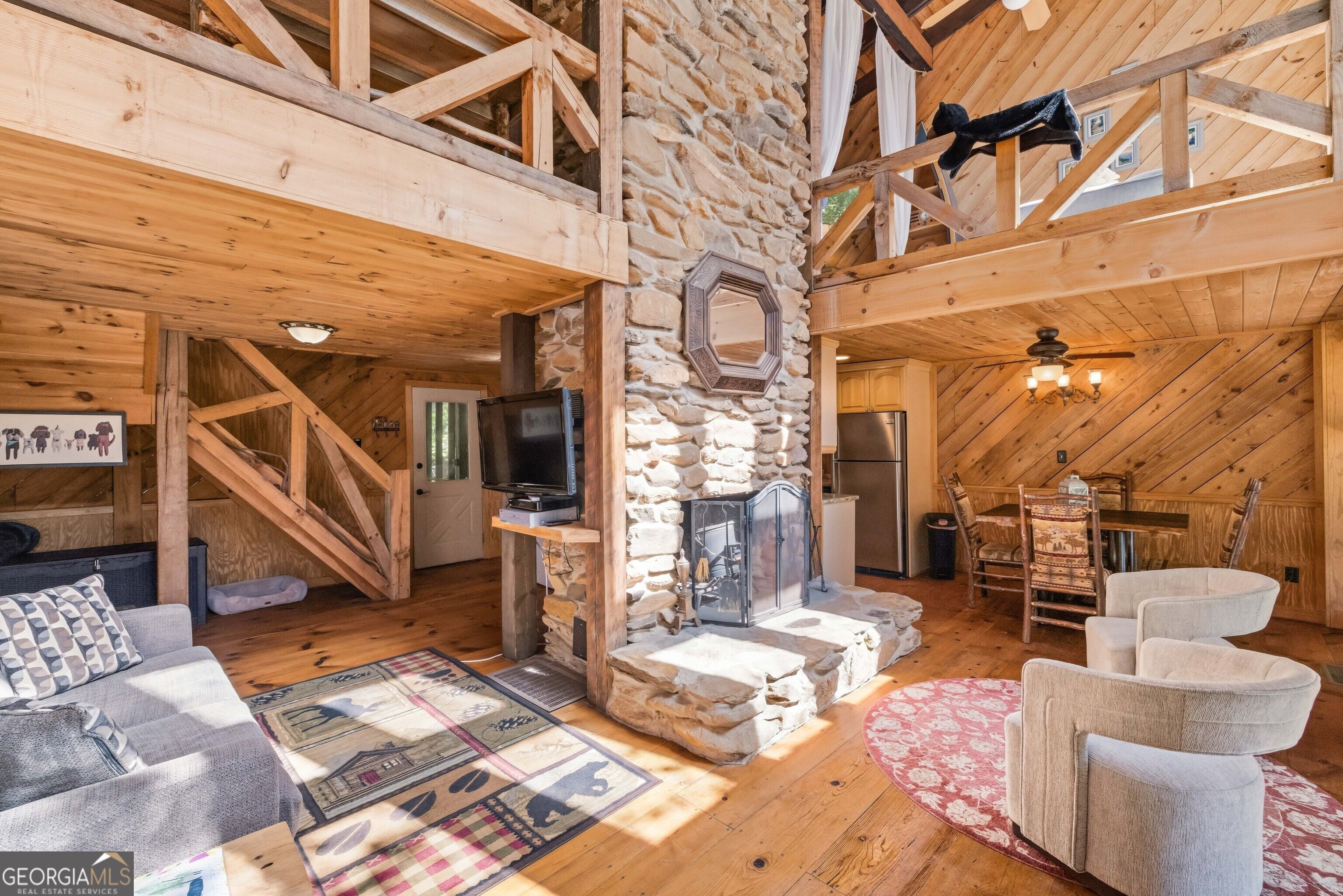 427 Cross Creek RD