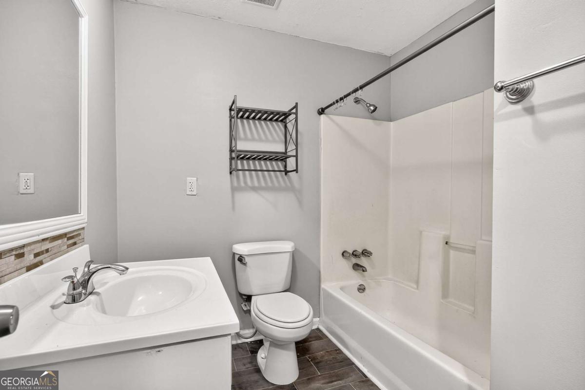 Executive Heights - Residential