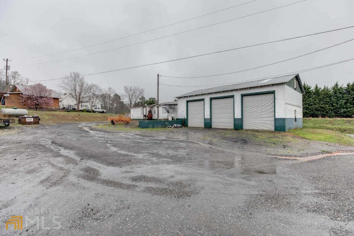 1793 Johnson RD