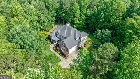 A home in Hoschton