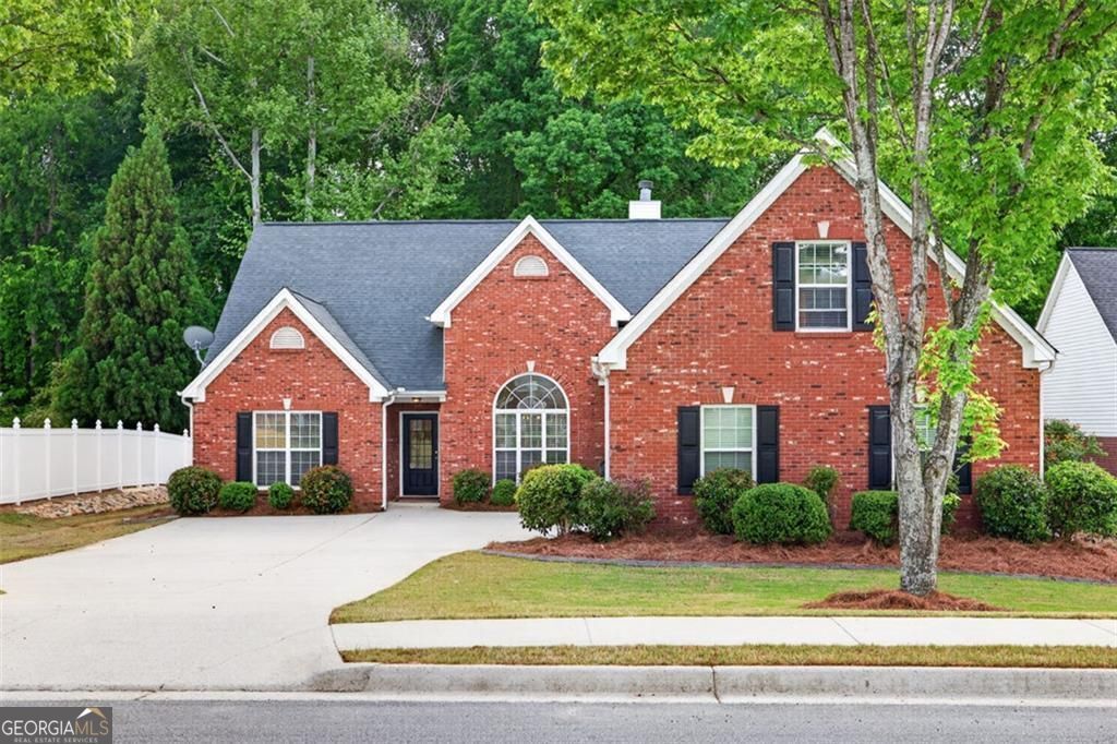 Photo of 514 Grand Ashbury Lane, Buford, GA 30518 (MLS # 10753945)