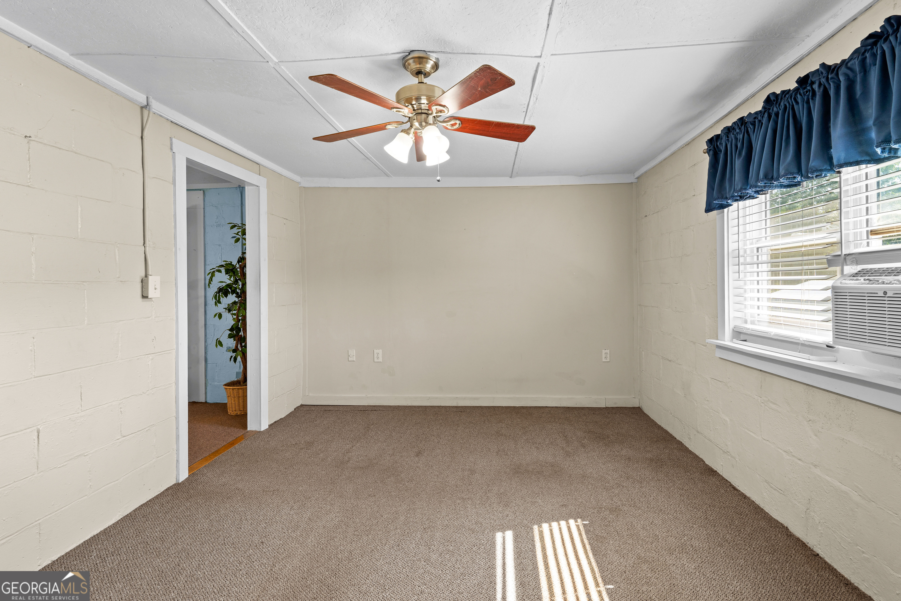 Jackson, Georgia 30233, United States, 3 Bedrooms Bedrooms, ,2 BathroomsBathrooms,Residential,Pending,205799