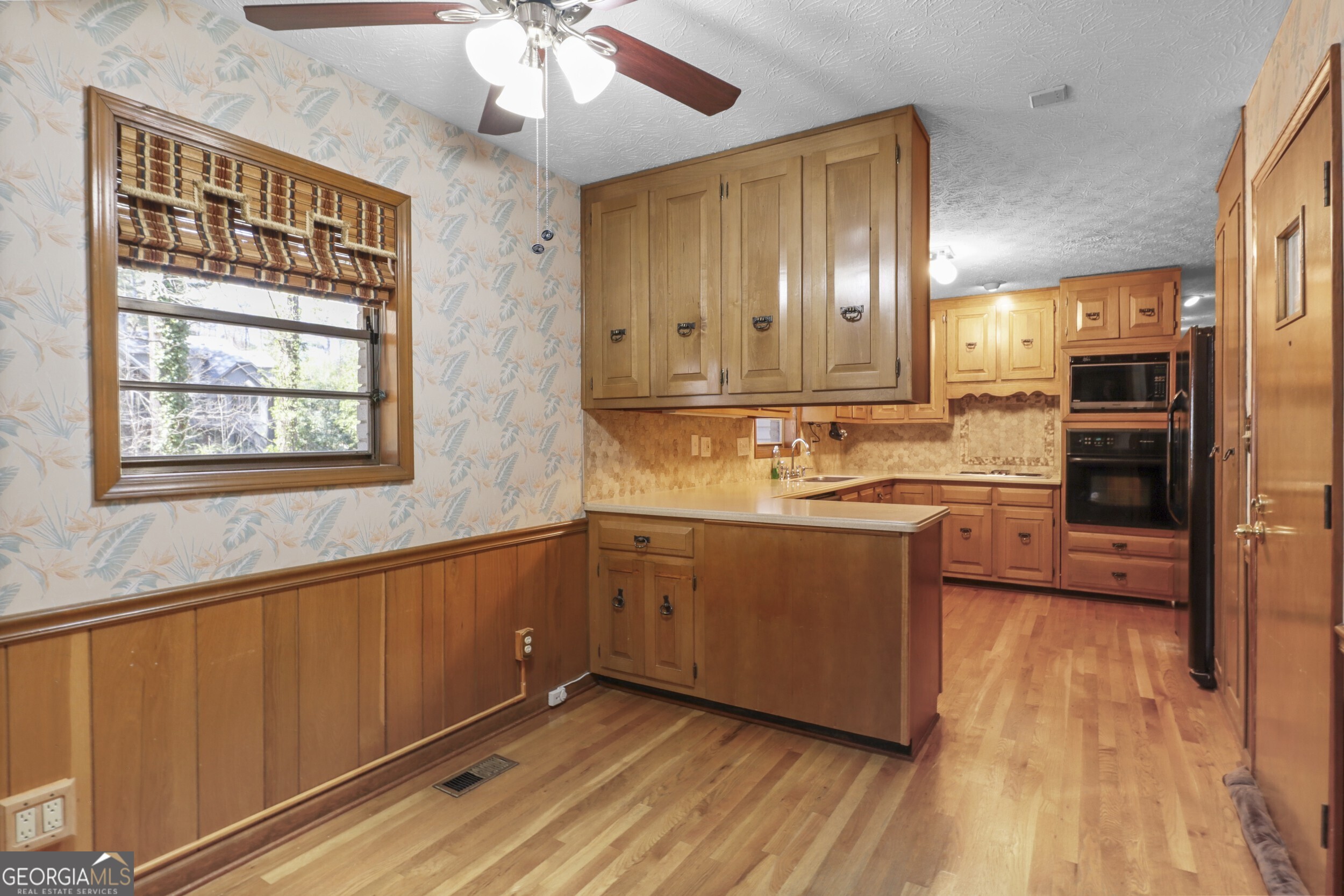 1470 Biltmore DR NE