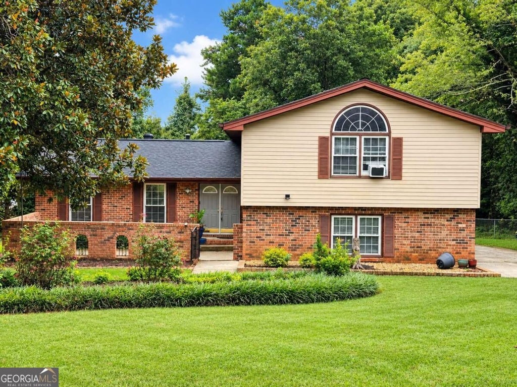 Photo of 4769 Dunover Circle, Doraville, GA 30360 (MLS # 10871028)