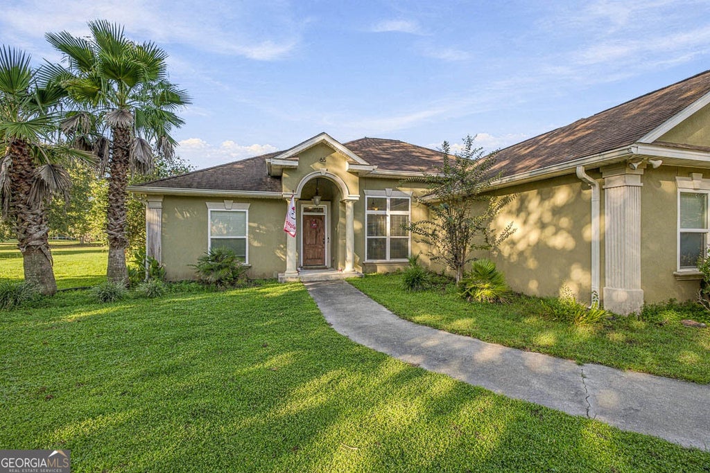 Photo of 65 Silver Bluff Drive, Brunswick, GA 31523 (MLS # 10868428)