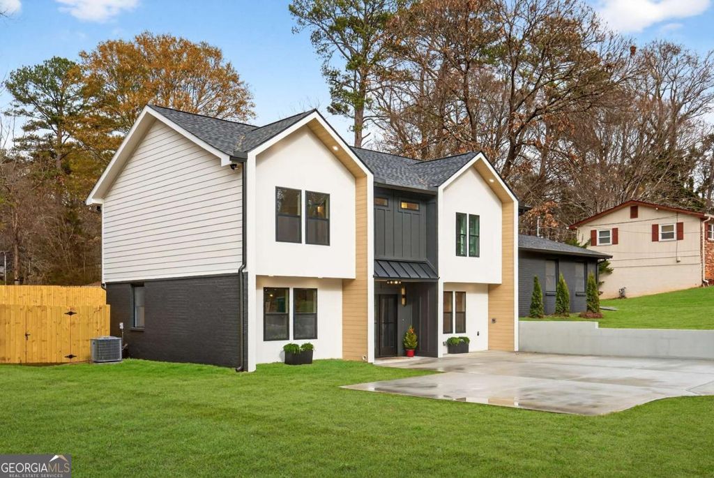 Photo of 245 Doeskin Trail SE, Smyrna, GA 30082 (MLS # 10661838)