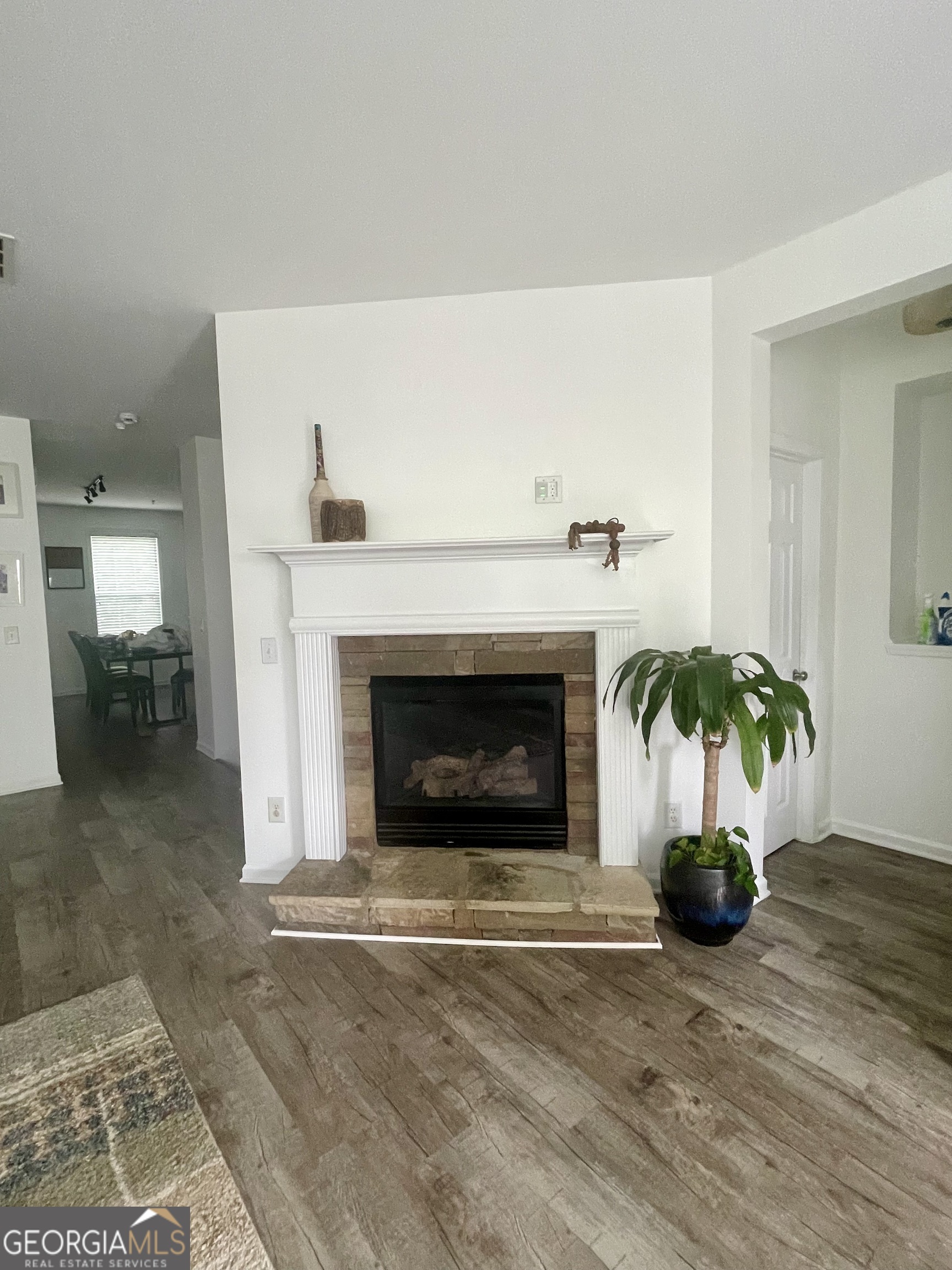 Westside Villas - Residential