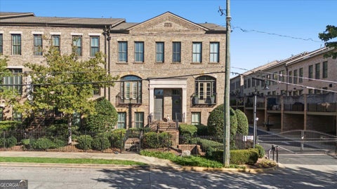 Photo of 35 Honour Avenue NW, Atlanta, GA 30305 (MLS # 10877043)