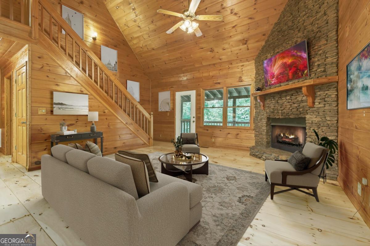 776 Mountain Oak RD