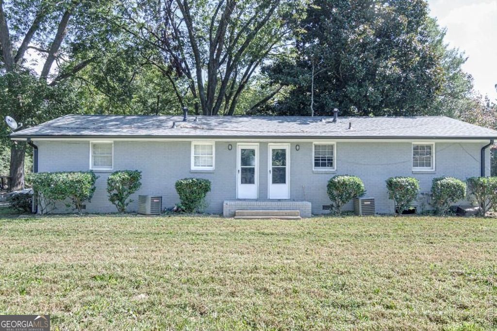 Photo of 1455 Bryan Avenue #B, Atlanta, GA 30344 (MLS # 10765467)