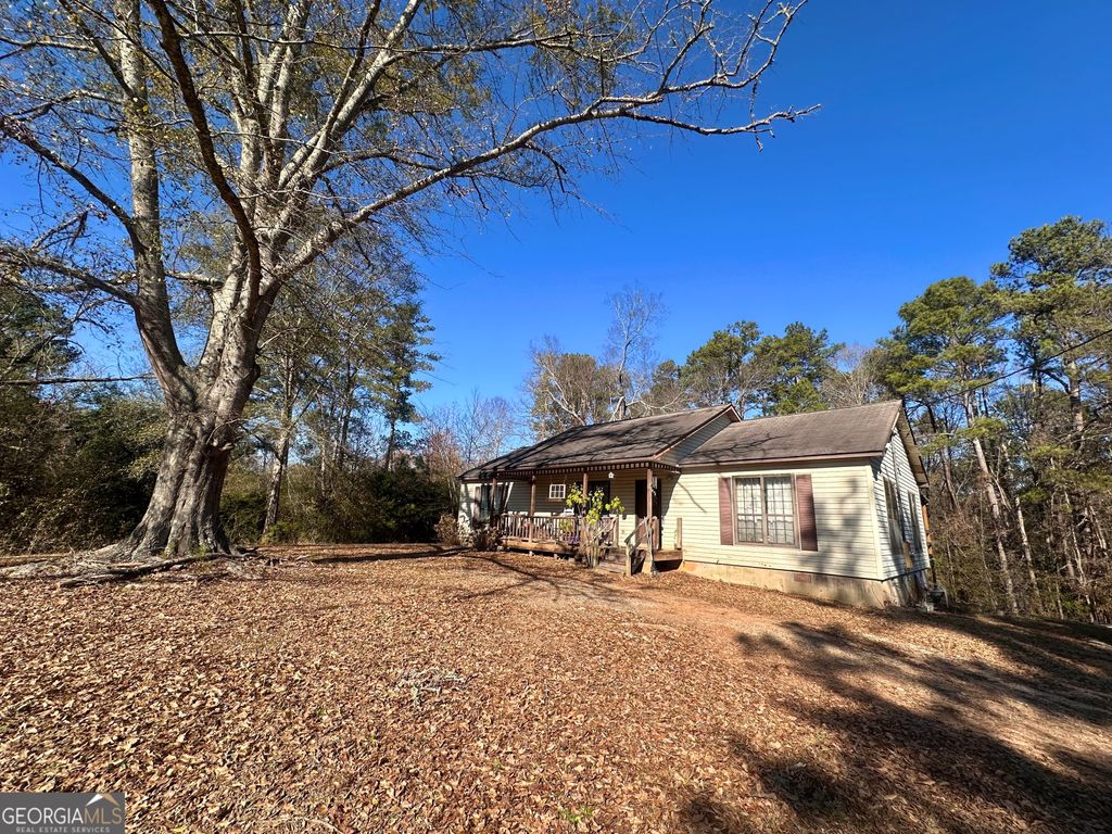 Photo of 276 Oglesby Bridge Road SE, Conyers, GA 30094 (MLS # 10657507)