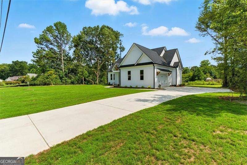 1 Mountain Chase RD