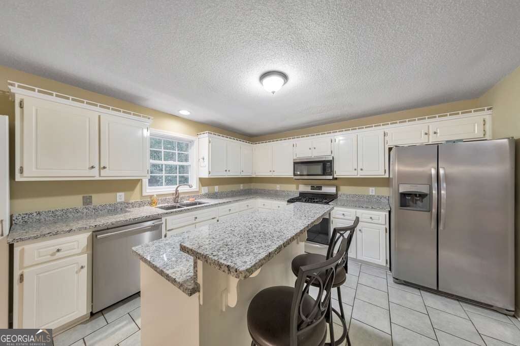 315 Magnolia DR