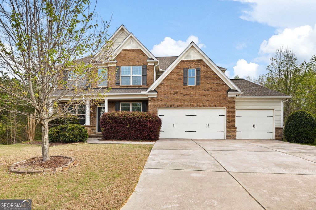 Photo of 440 Cranbrooke Circle, Suwanee, GA 30024 (MLS # 10734710)