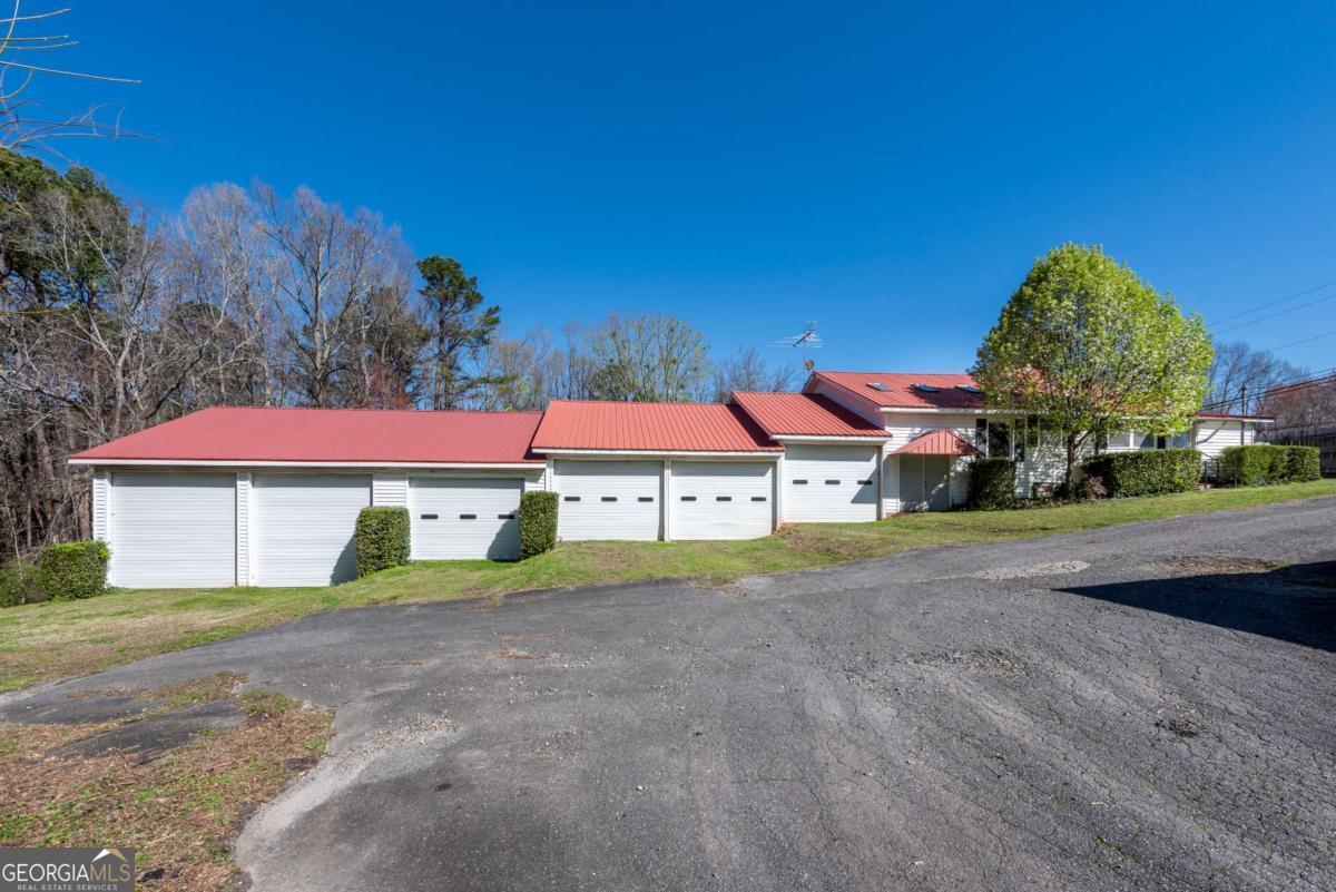 1695 Old Canton RD