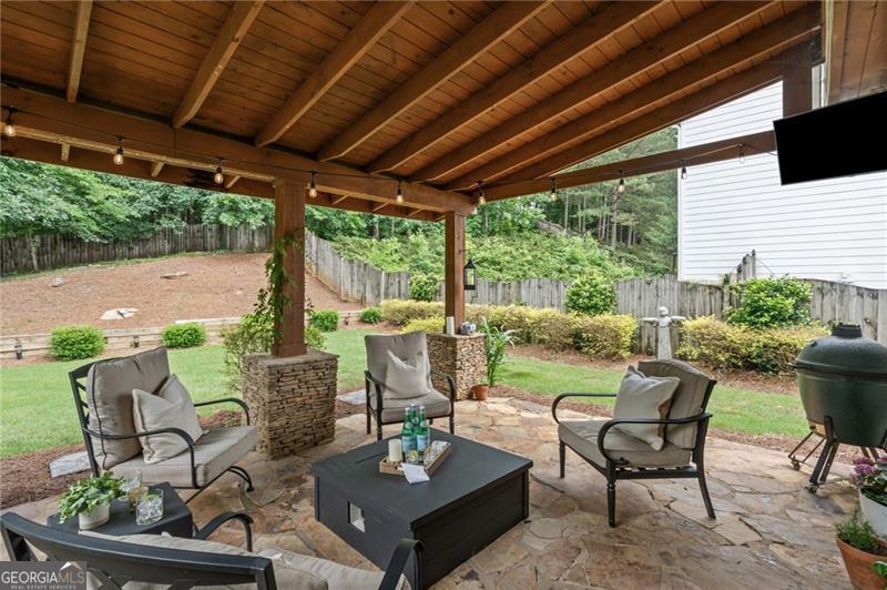 735 Mountclaire DR