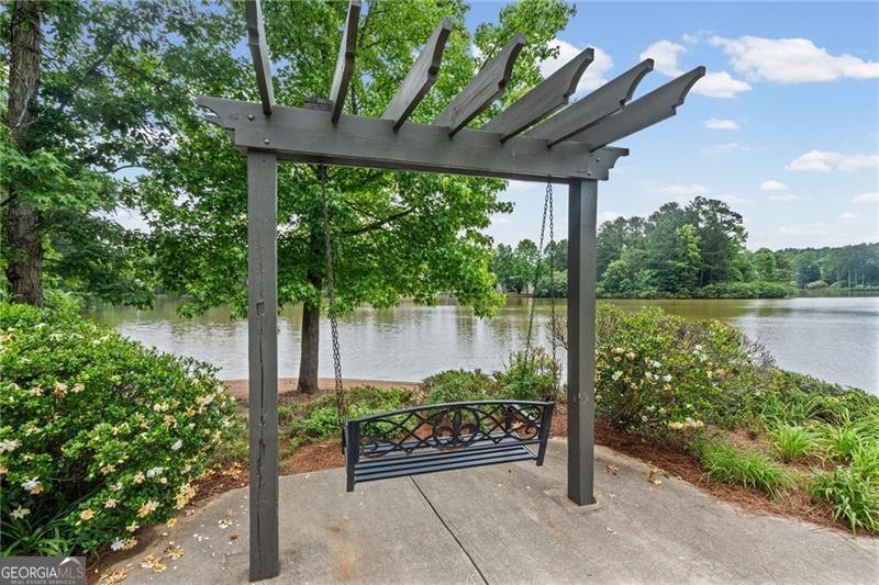 735 Mountclaire DR