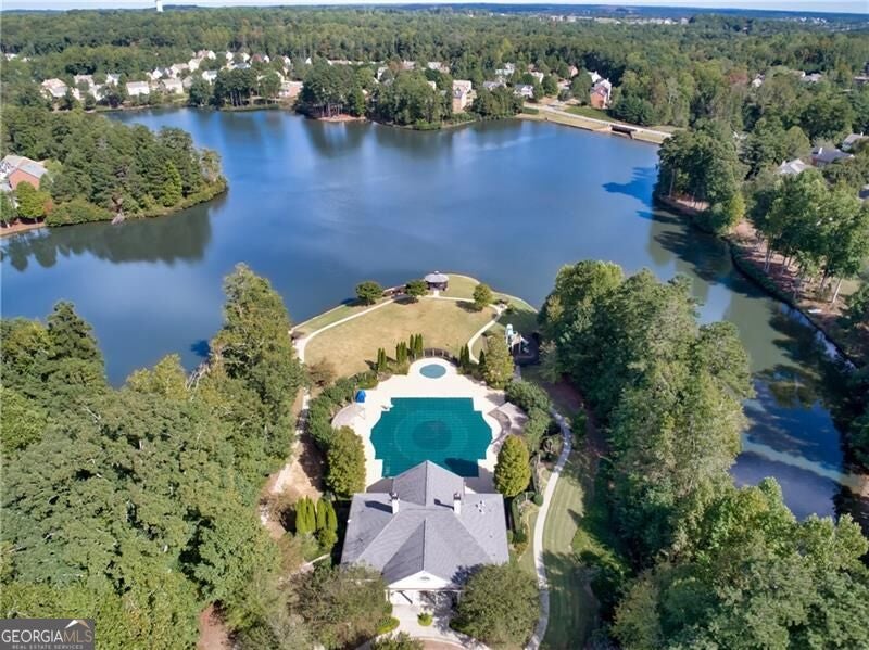 735 Mountclaire DR