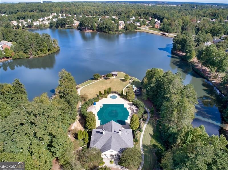 735 Mountclaire DR