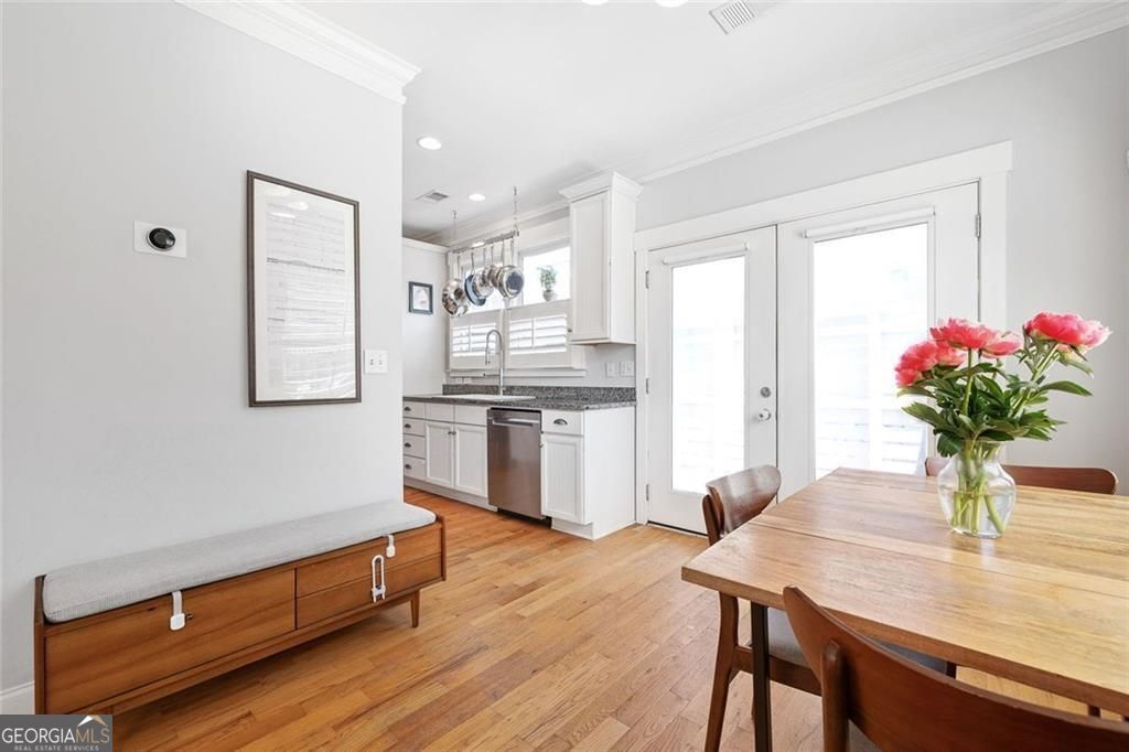 Atlanta, Georgia 30312, United States, 2 Bedrooms Bedrooms, ,2 BathroomsBathrooms,Residential,Active,135325