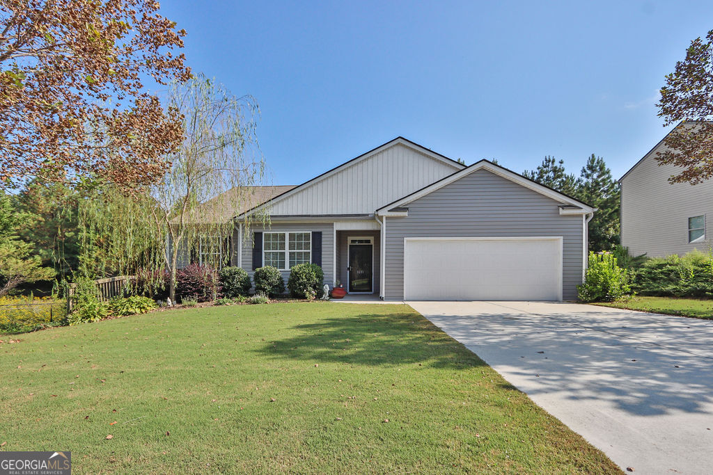 Step inside and fall in love with this 4-bedroom, 2-bath home that offers all the space and comfort your family has been looking for. With plenty of living space, BRAND new carpet throughout, and a large fenced-in backyard, perfect for pets and outdoor fun! This home truly has it all. Come see for yourself how inviting and move-in ready home is! We'd love to show you around!