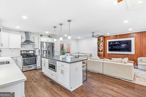 2002 Kenwood PL SE Smyrna GA 30082